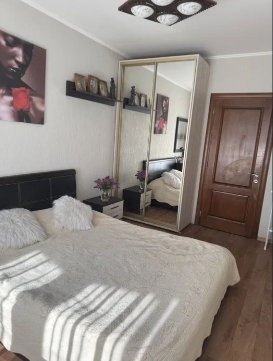продажа трехкомнатной квартиры номер A-173823 в Киевском районе, фото номер 10
